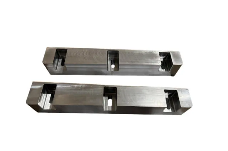 Precision Right Support Block
