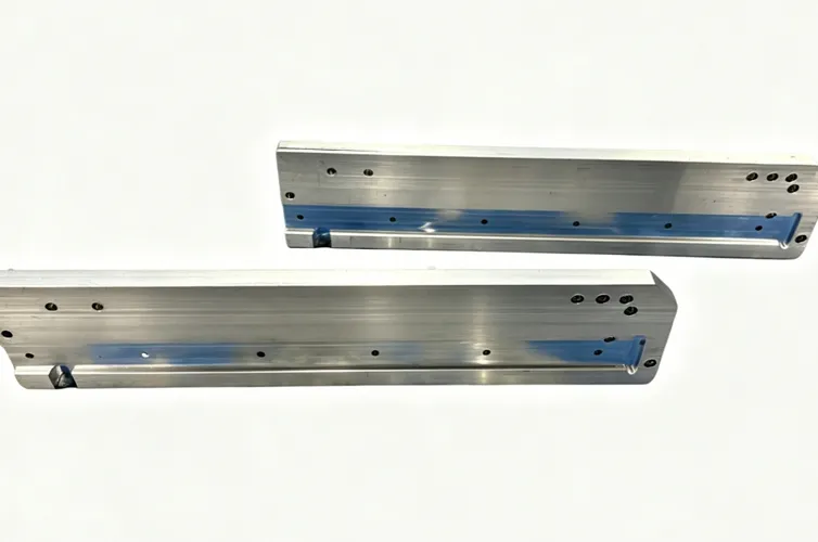 Precision CNC Machined Aluminum Profile Guide Rail