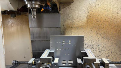 custom-cnc-machined-aluminum-mounting-plate.jpg custom-cnc-machined-aluminum-mounting-plate.jpg
